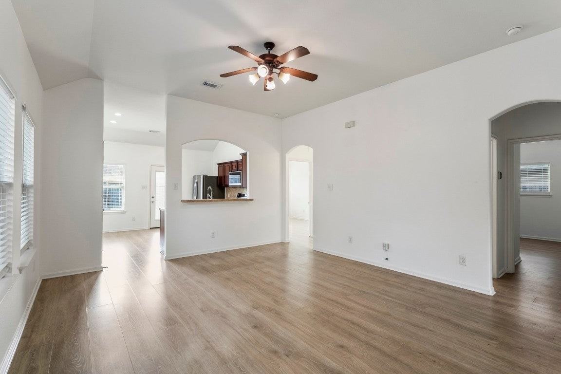 21810 Mansfield Bluff Ln - Photo 5 of 34