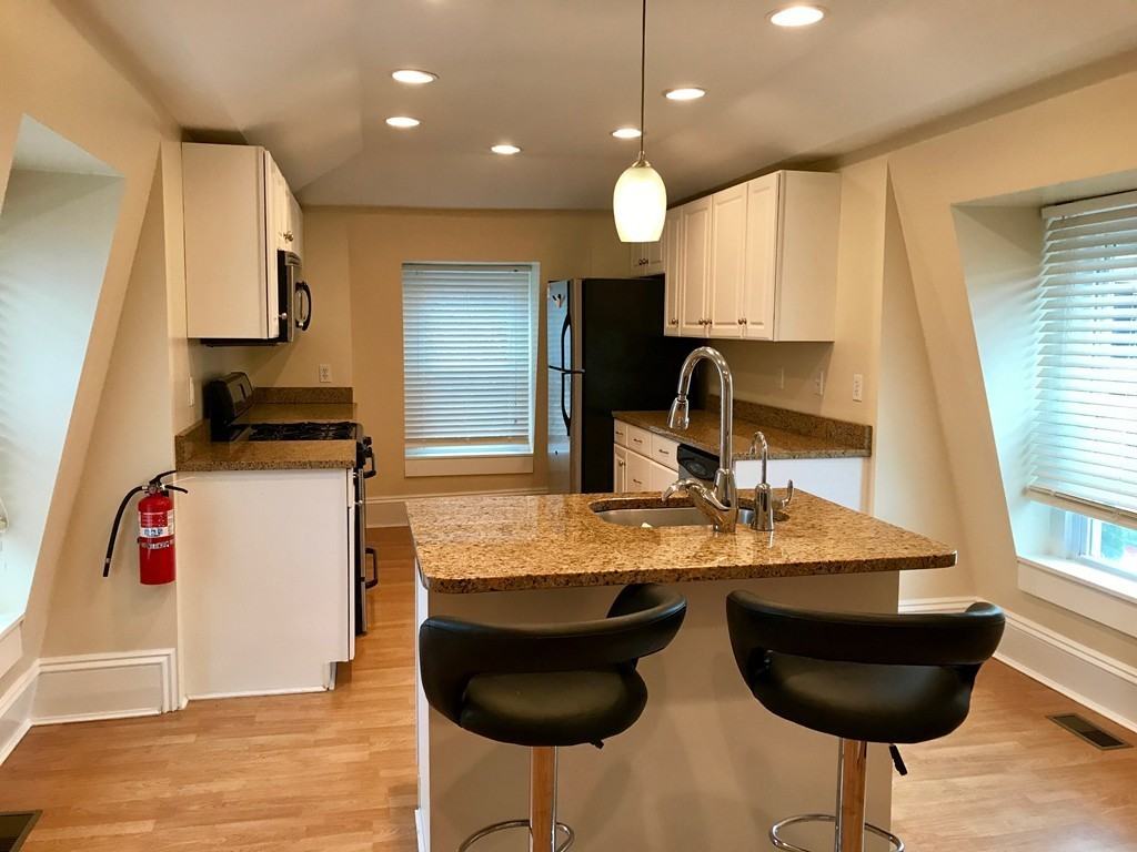 674 Main St #2 - Photo 4 of 23