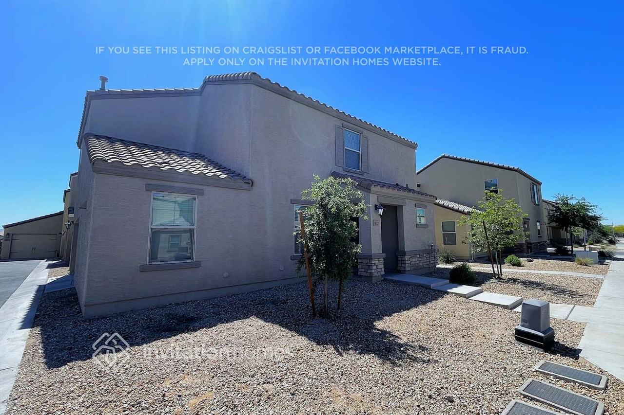 8025 W Agora Ln - Photo 2 of 16