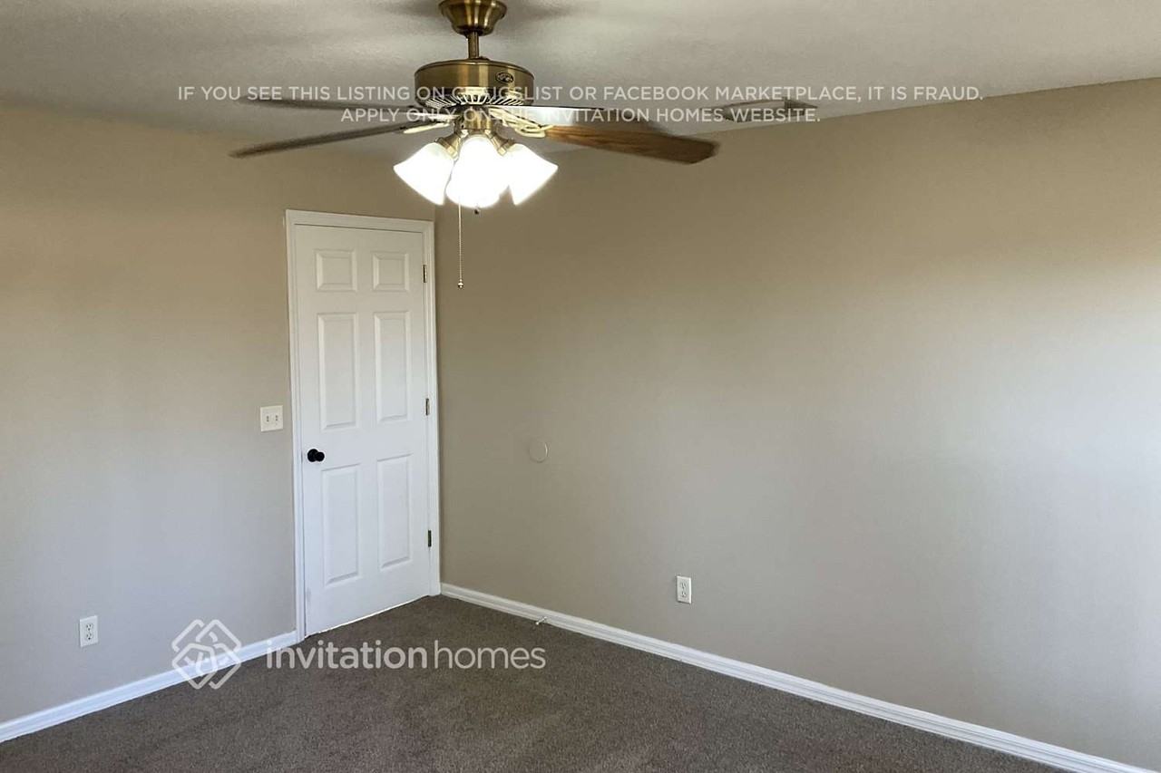 3060 Eldron Blvd Se - Photo 7 of 13