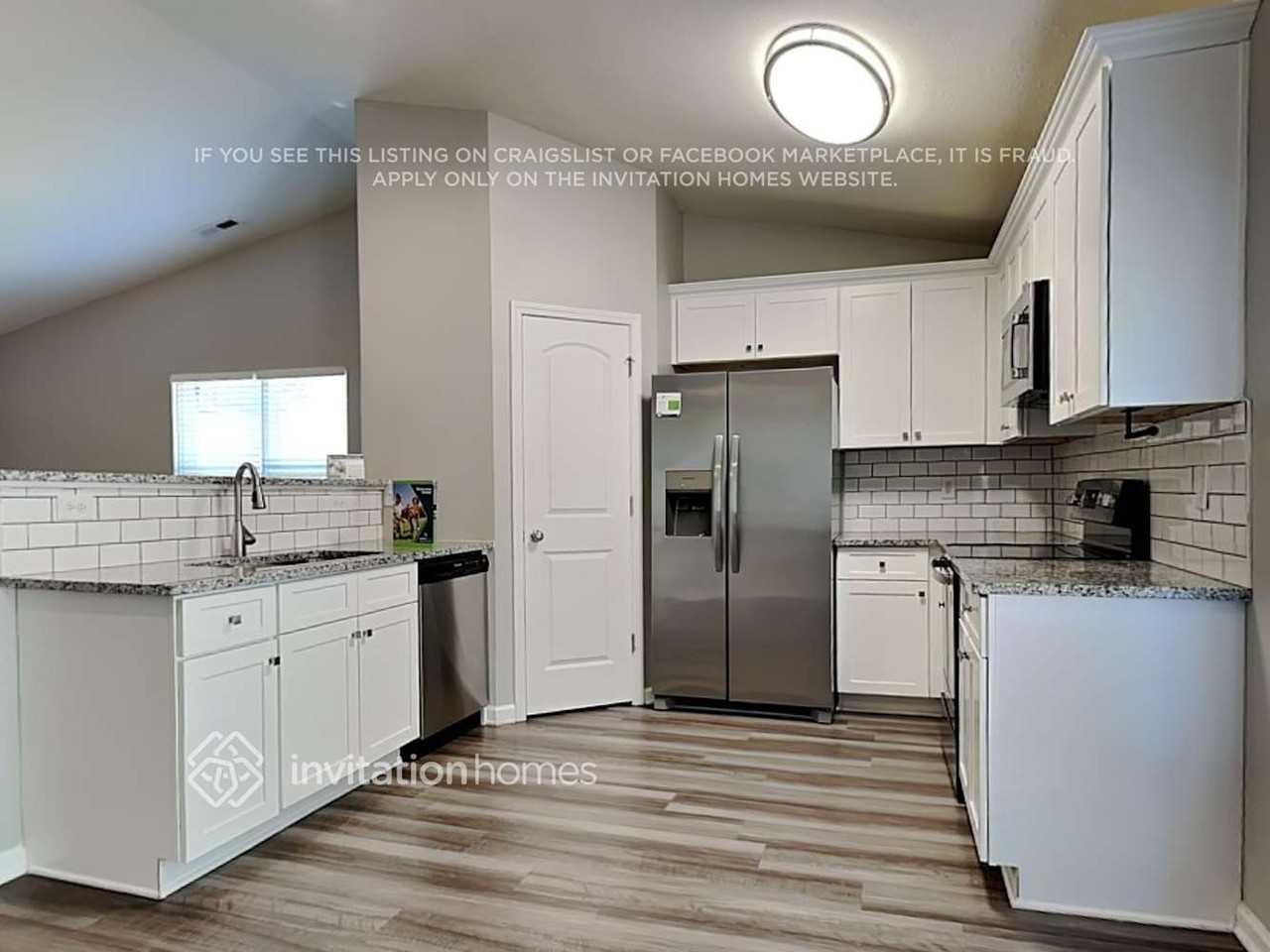 108 Sampson Ct - Photo 4 of 11
