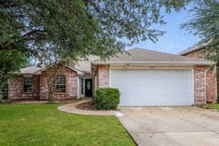 948 Grand Central Pkwy - Photo 1 of 1