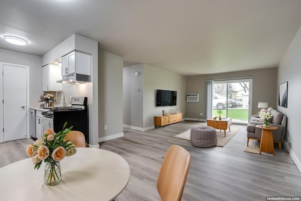 The Cornerstone - Photo 2 of 35