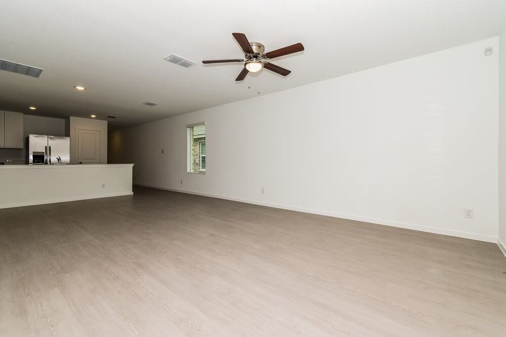 1231 Canyon Wren Dr - Photo 5 of 16