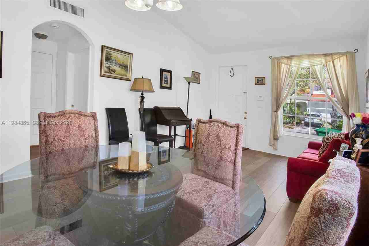 18860 Southwest 25th Court - Photo 7 of 14