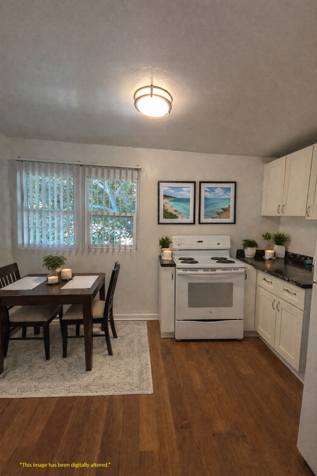 Sea View Apts - Photo 4 of 13