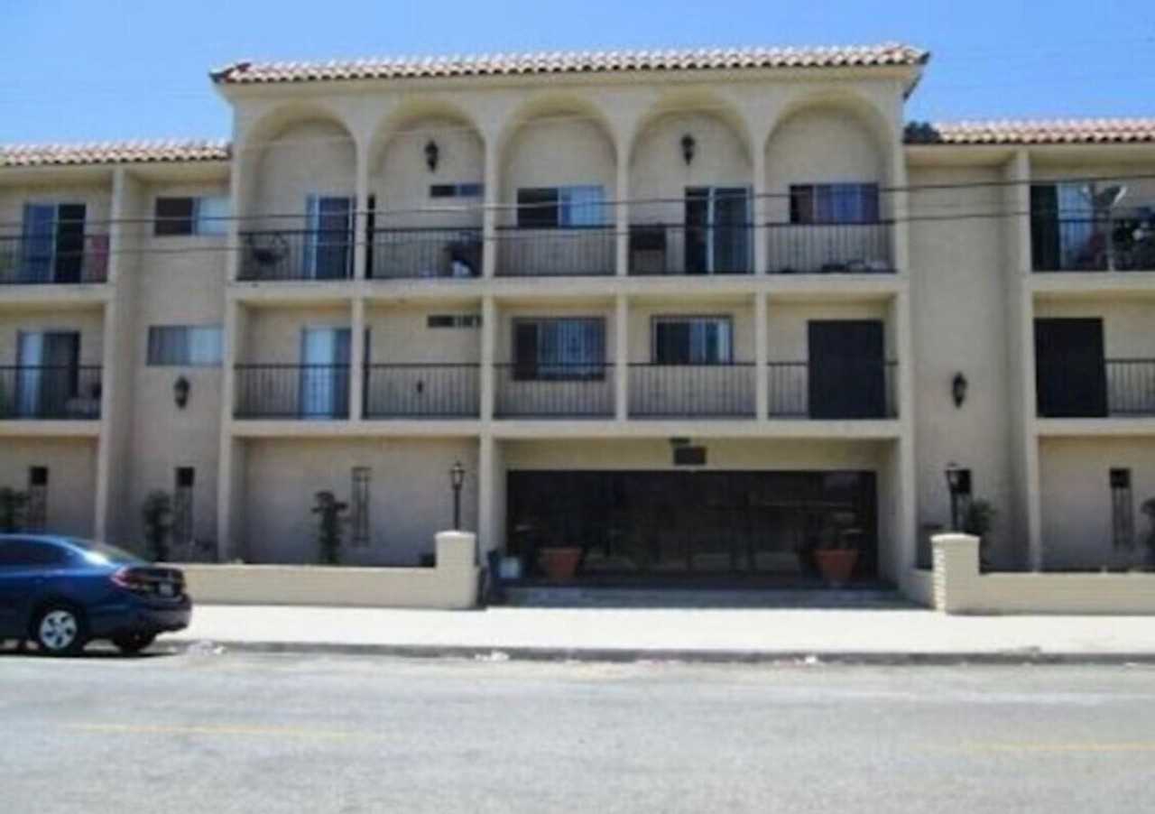 13921 YUKON LP - Photo 3 of 16