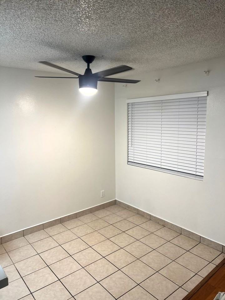 13921 YUKON LP - Photo 7 of 16