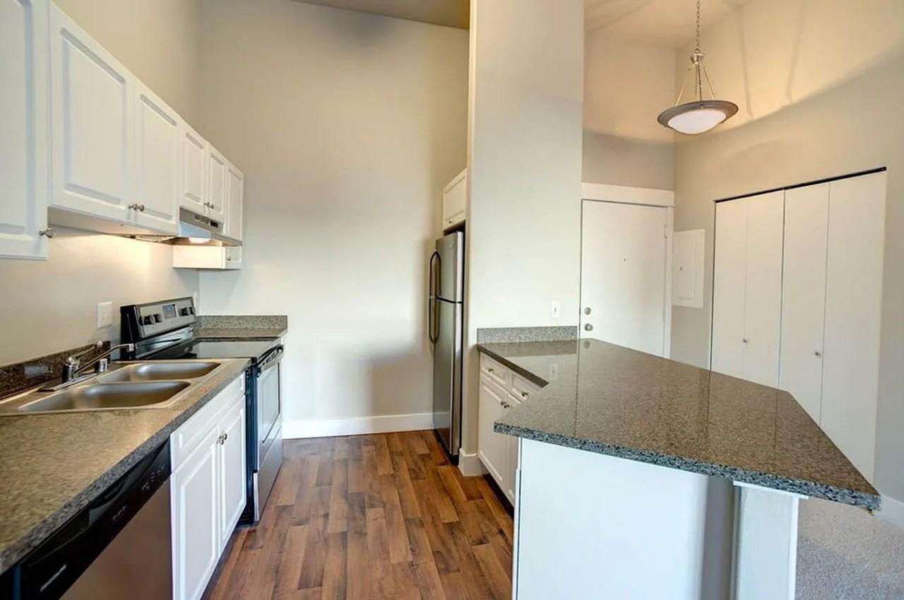 LC Park Place Apartments - Photo 2 of 30