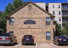 featured image of 910 Bernard St