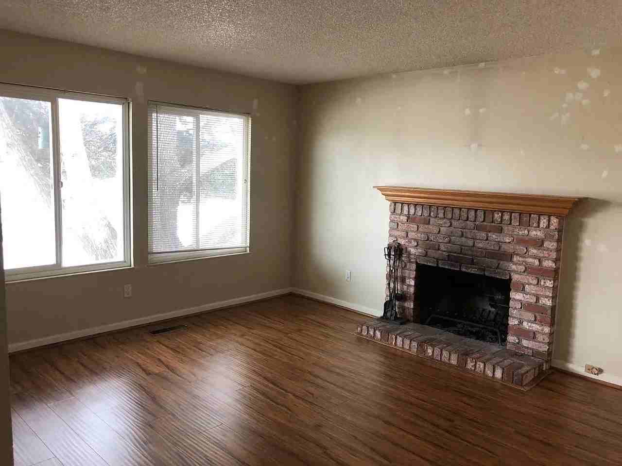 3361 Greenbrook Place - Photo 3 of 5