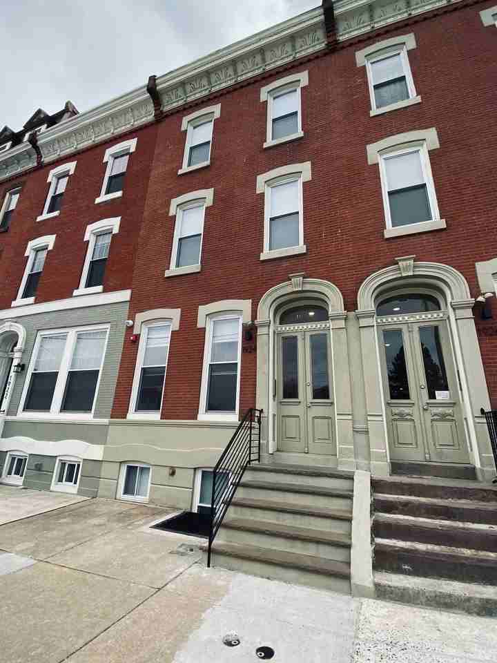 1924 Girard Ave. - Photo 5 of 5