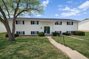 featured image of 7301 N Moberly Dr #C