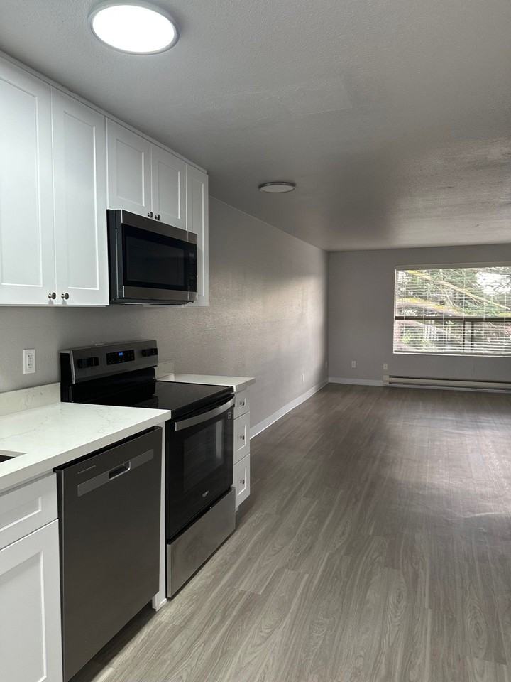 Highline Villas - Photo 6 of 12