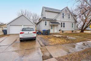 featured image of 702 S Commercial St