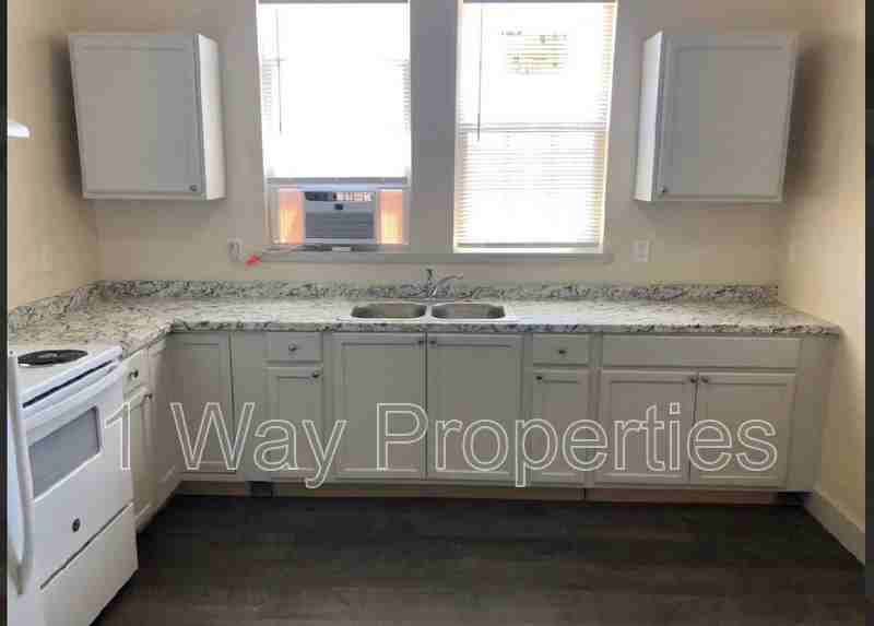 7409 4th St #B - Photo 2 of 7