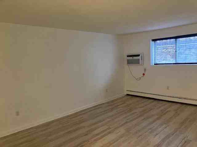 116 Trapelo Rd #6 - Photo 3 of 5