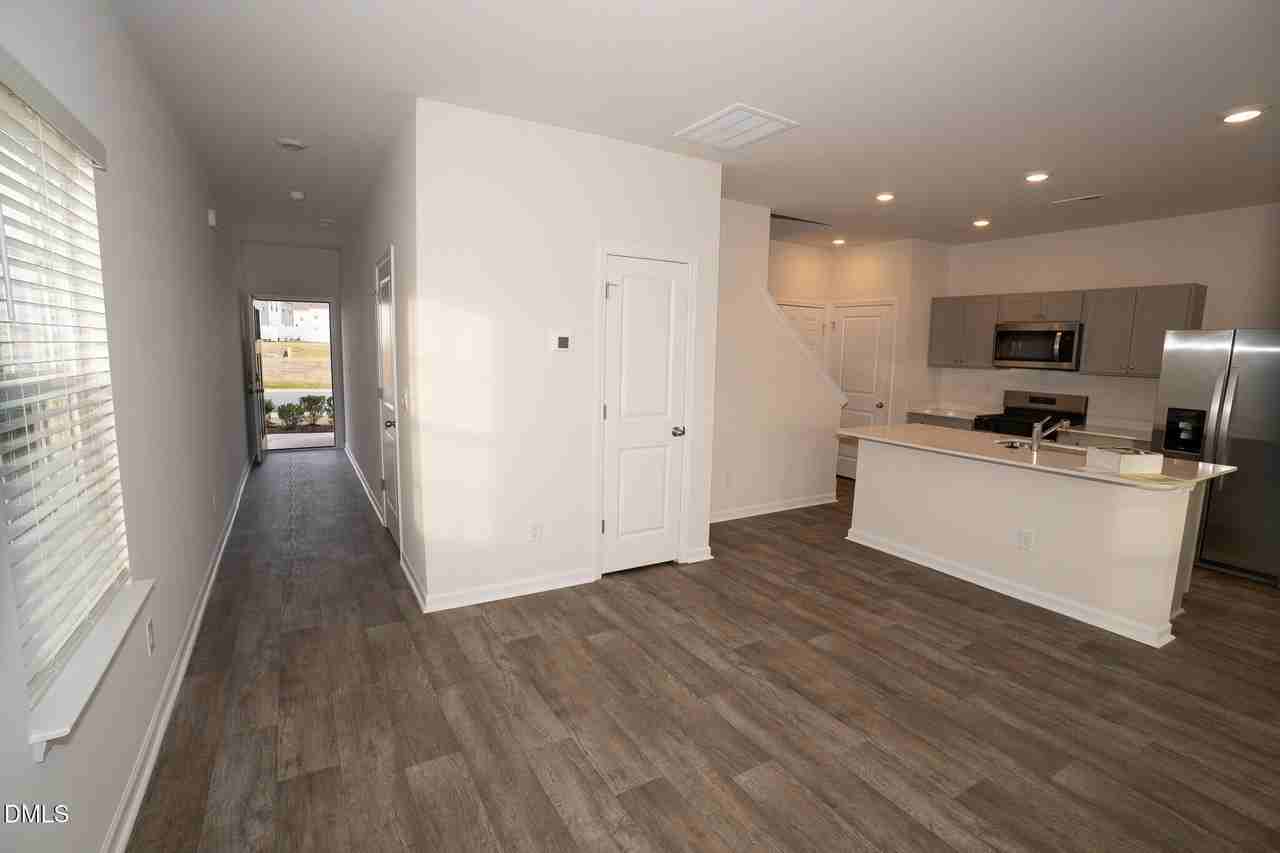 55 Virgo Dr - Photo 4 of 50