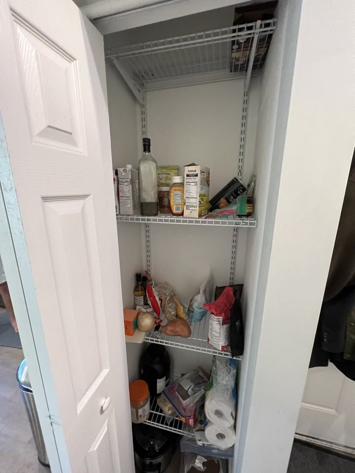 3027 W Logan Blvd #104 - Photo 4 of 9