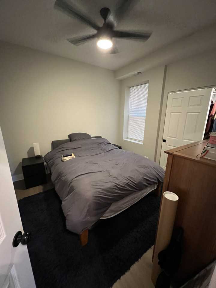 3027 W Logan Blvd #104 - Photo 6 of 9