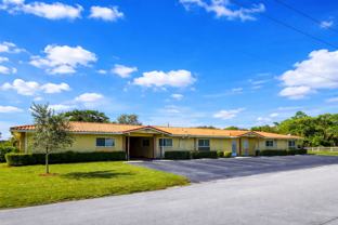 8430 NW 40th St Coral Springs, FL 33065 - Photo 1 of 1