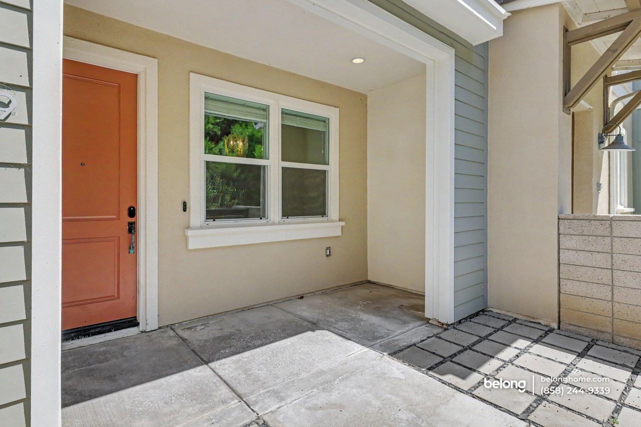 1109 Makena Way - Photo 4 of 26