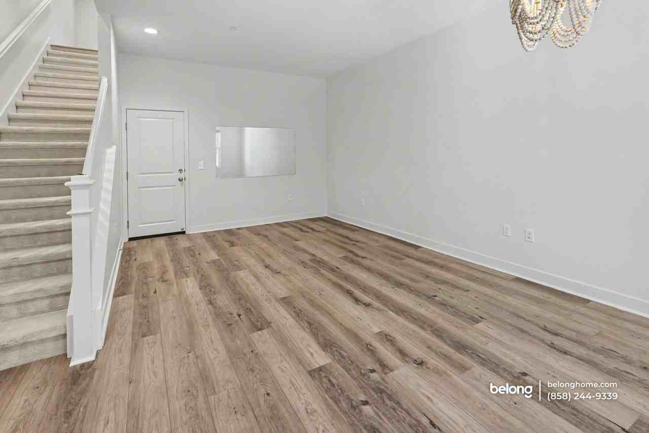 1109 Makena Way - Photo 5 of 26