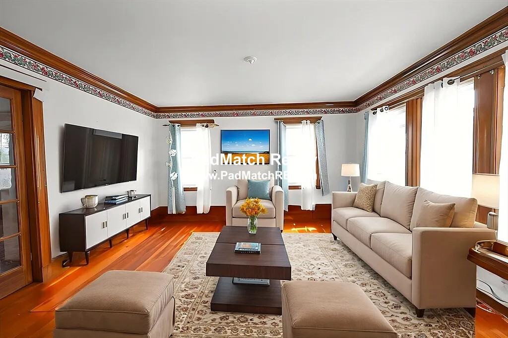 8 Verndale Rd #2 - Photo 3 of 15