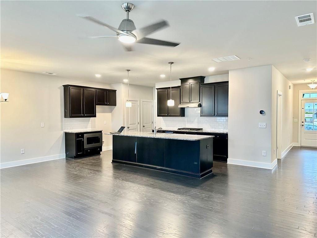 1225 Waldon Xing - Photo 4 of 22