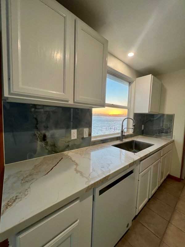 975 S Highway 1 - Photo 4 of 13