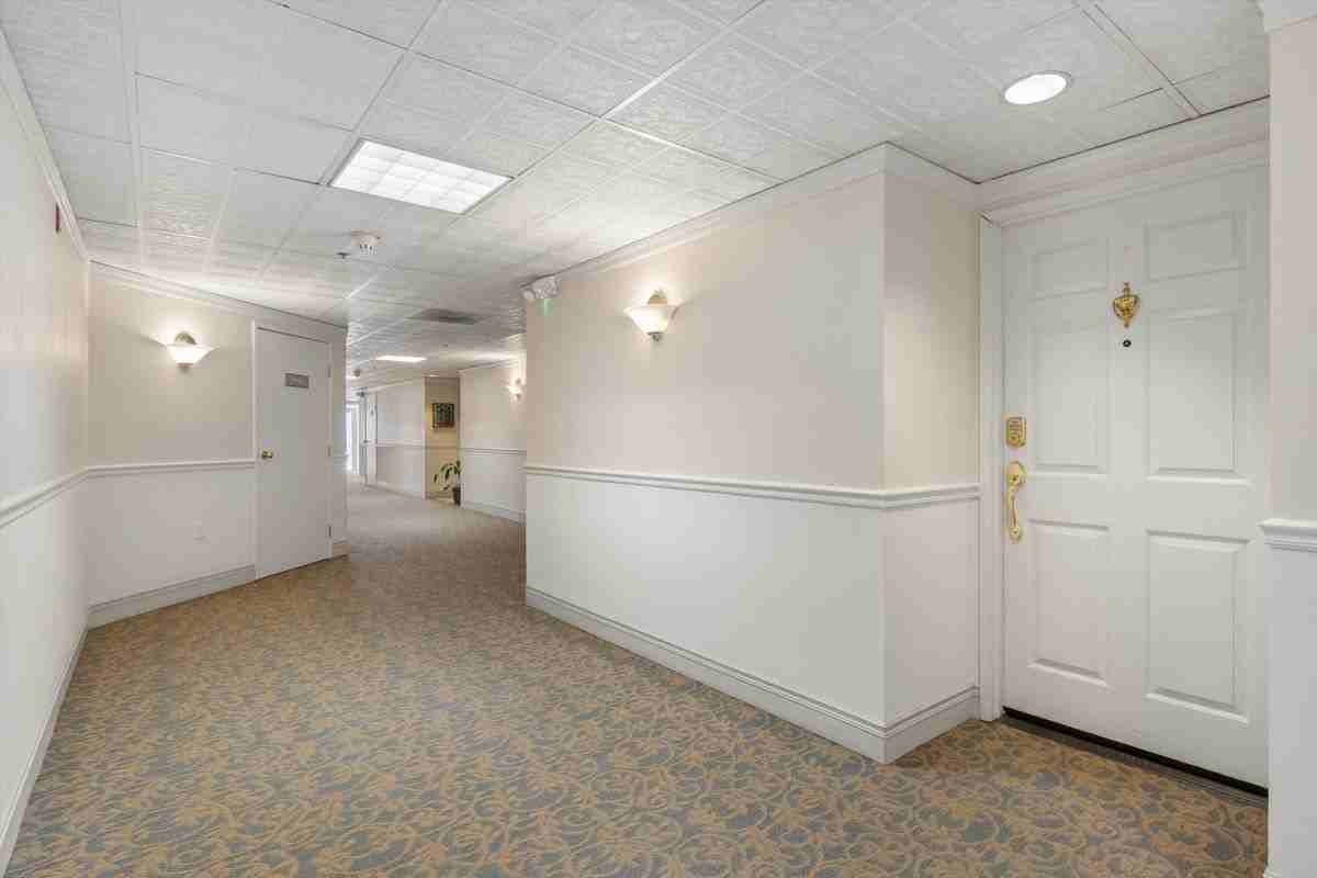 1682 Circa Del Lago - Photo 4 of 45