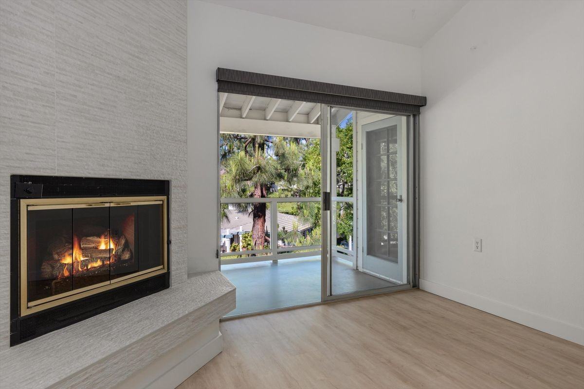 1682 Circa Del Lago - Photo 7 of 45