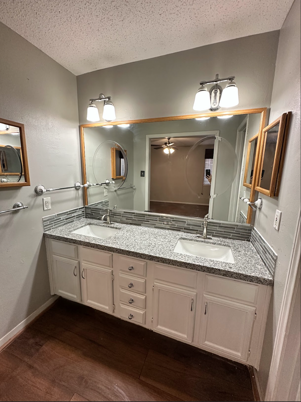 3023 Mosby Dr - Photo 6 of 8