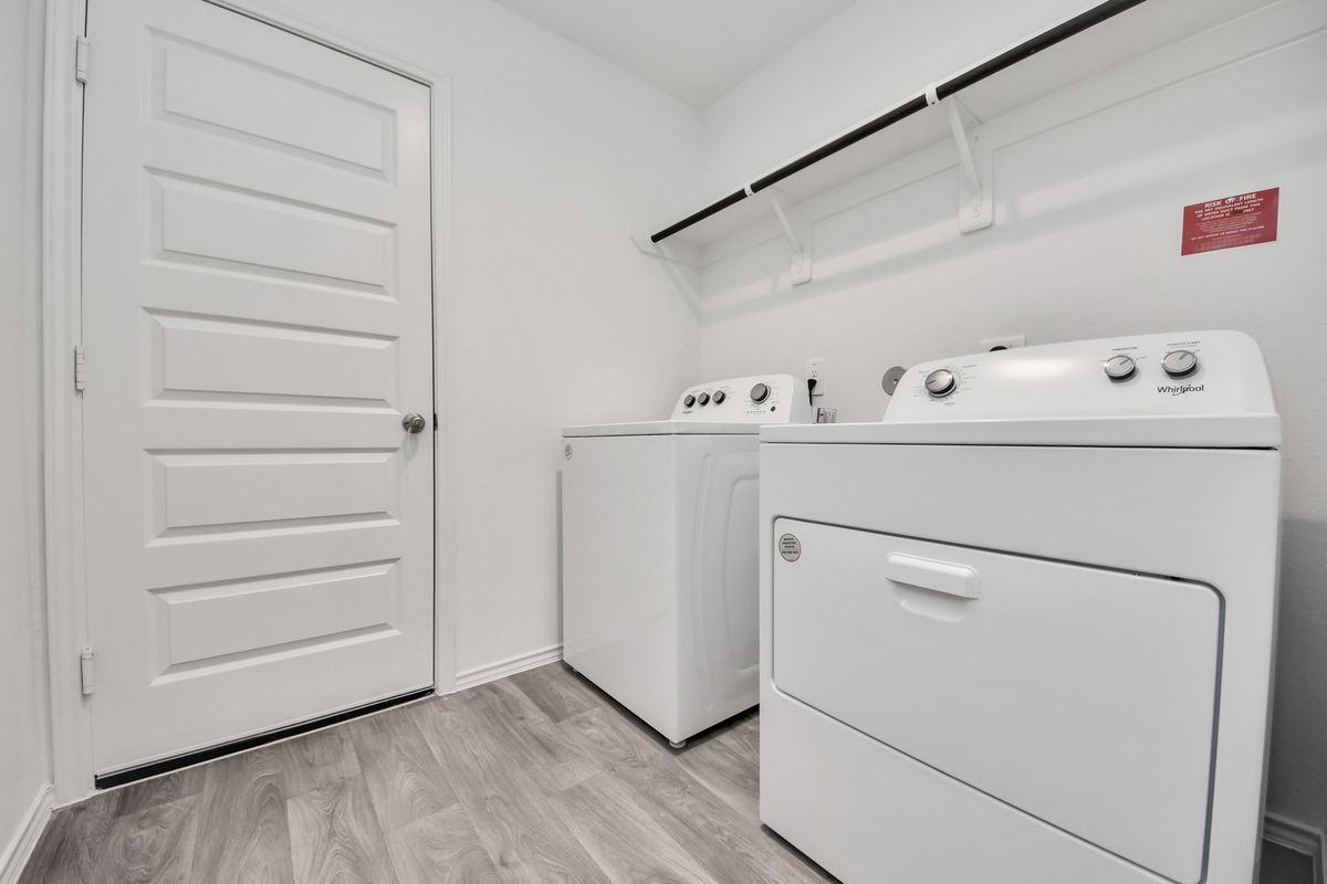 2227 Laurel Bloom Ln - Photo 4 of 30