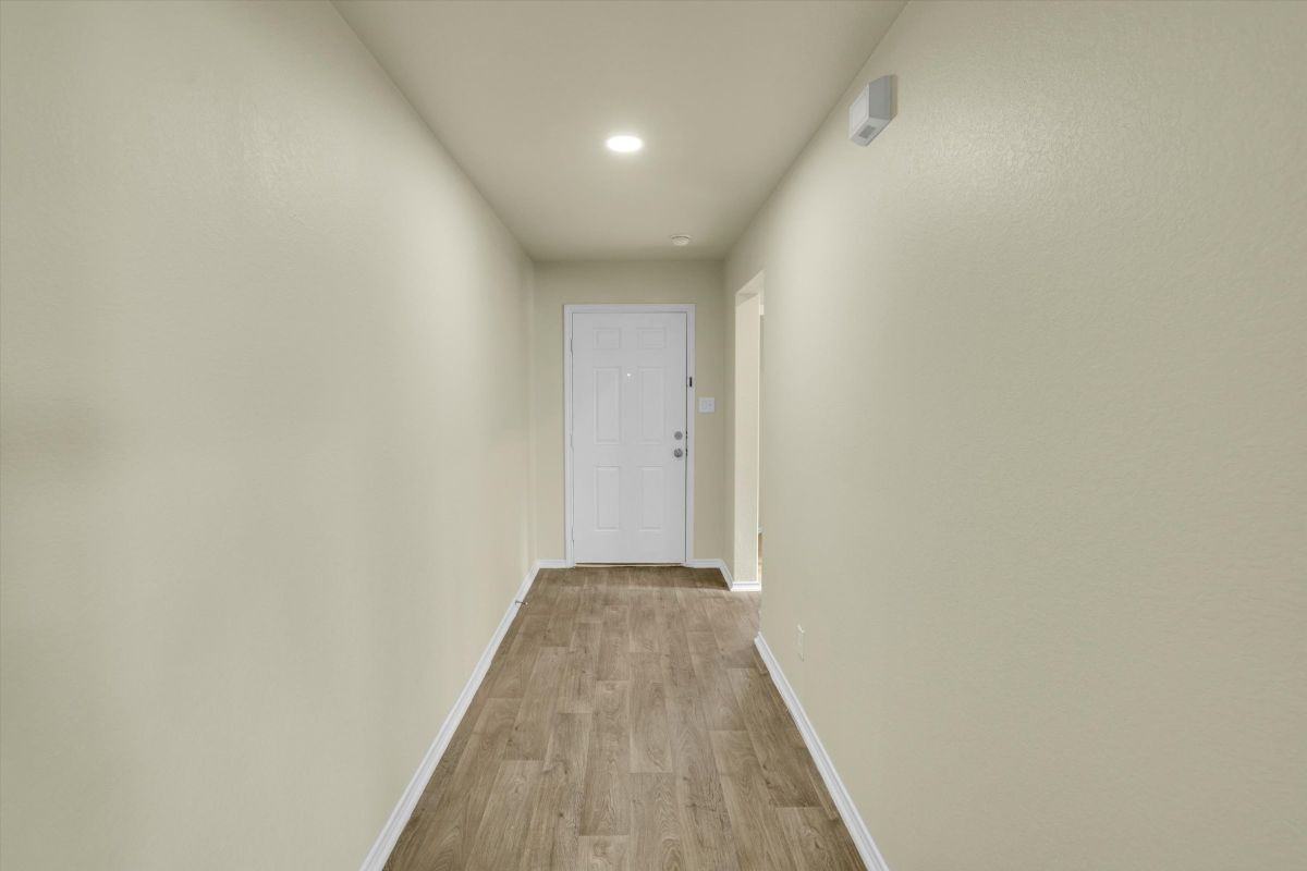 7639 Hercules Pt - Photo 2 of 28