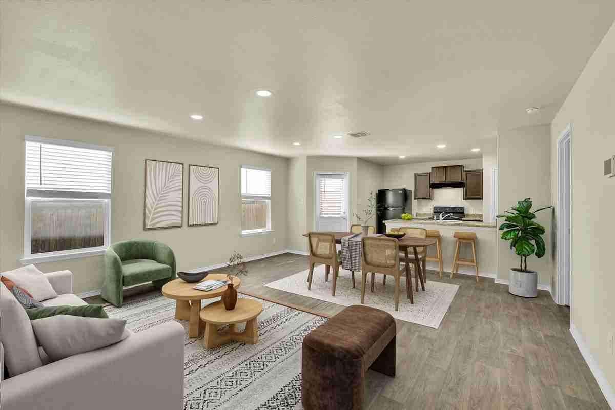 7639 Hercules Pt - Photo 4 of 28