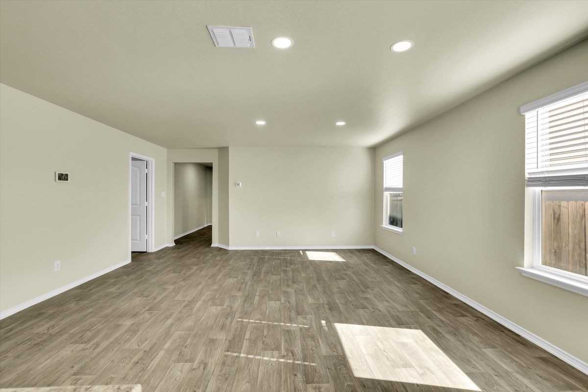 7639 Hercules Pt - Photo 6 of 28