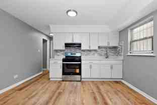 7900 S. Paxton Ave. - Photo 1 of 1