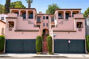 featured image of 941 N Vendome St