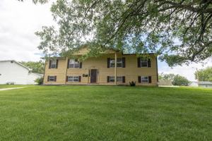 featured image of 2904 Leeway Dr