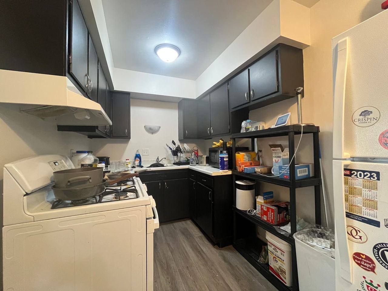 1576 N. Warren Ave. - Photo 6 of 17