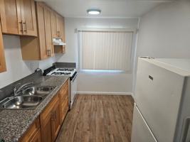 featured image of 4210 Division St