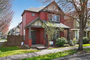 featured image of 1052 Se Portlandia Ave