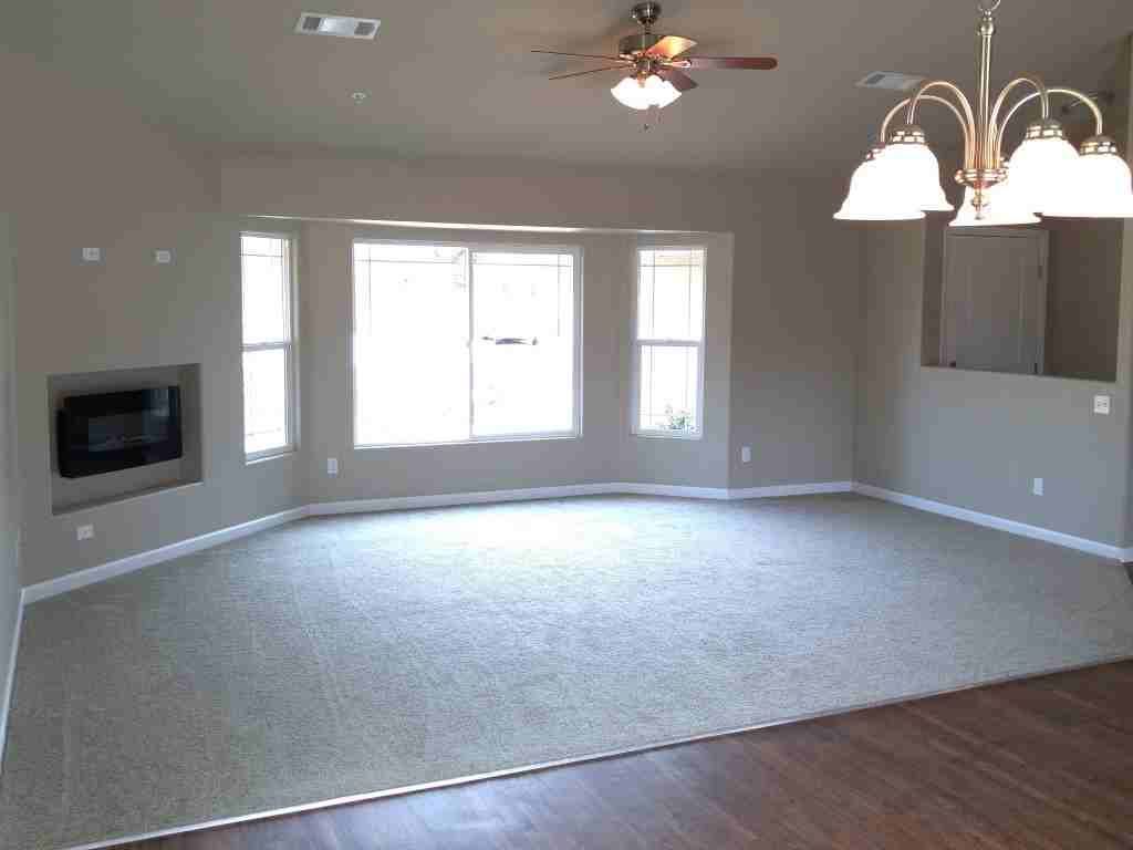 7172 Landcaster Ct - Photo 7 of 17