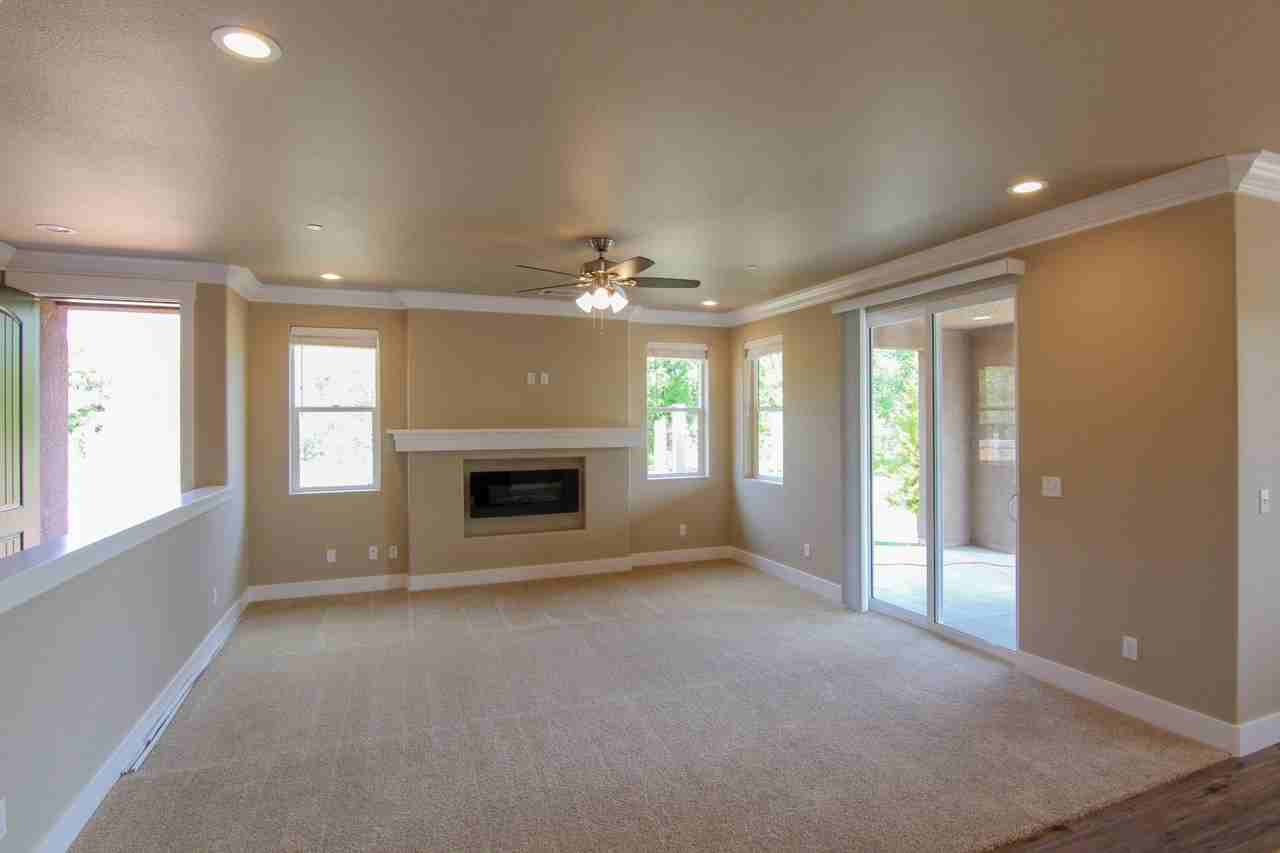 2741 Smith Ave - Photo 5 of 22