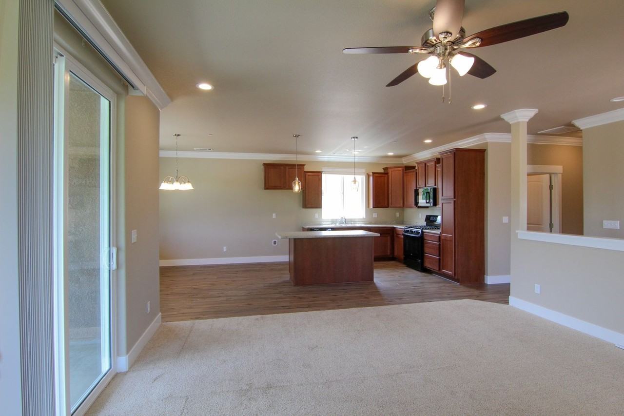 2741 Smith Ave - Photo 7 of 22