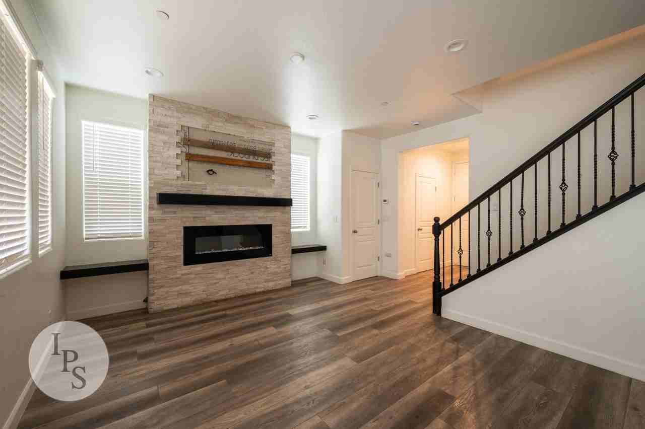 6193 E Brick Dr - Photo 4 of 24