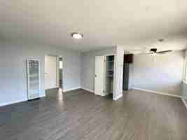 featured image of 1925 10th Ave