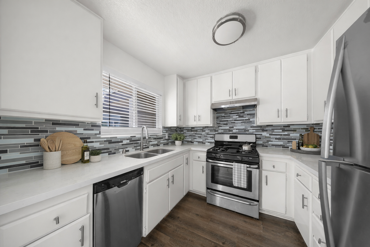 1190 Newport Ave. - Photo 5 of 24