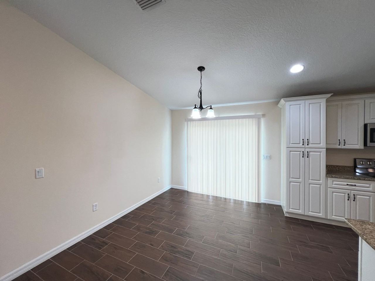 2966 Sw 144th Place Rd - Photo 6 of 21